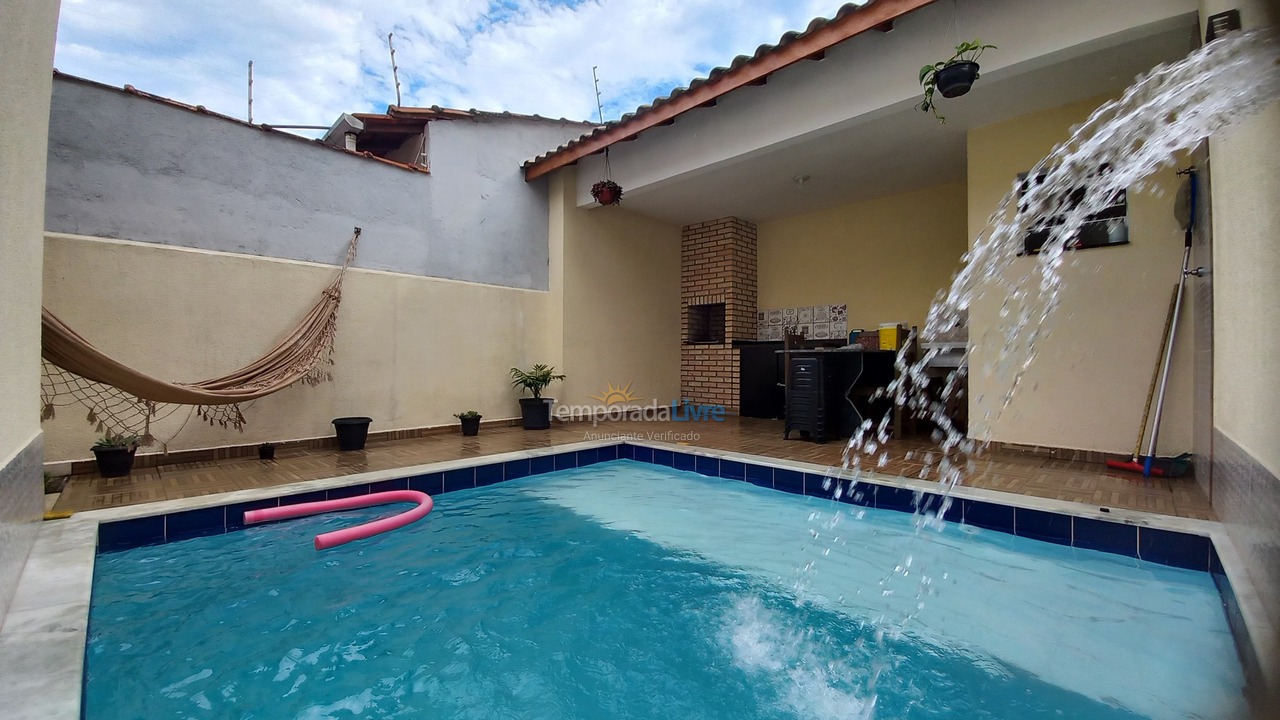 House for vacation rental in Itanhaém (Suarão)