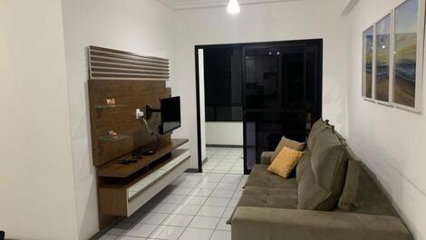 ENCANTADOR APARTAMENTO EN EDIFICIO FRENTE A PLAYA EL MORRO EN GUARAPARI