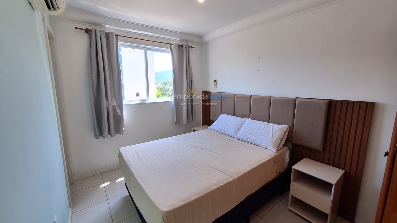 Apartment for vacation rental in Bombinhas (Praia de Bombinhas)