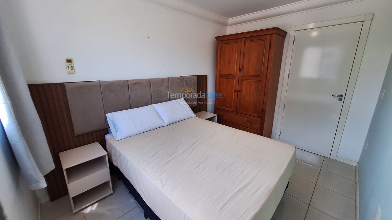 Apartment for vacation rental in Bombinhas (Praia de Bombinhas)