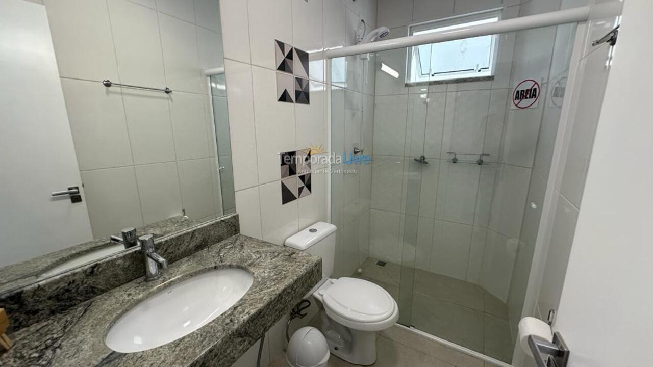 Apartamento para aluguel de temporada em Bombinhas (Canto Grande)