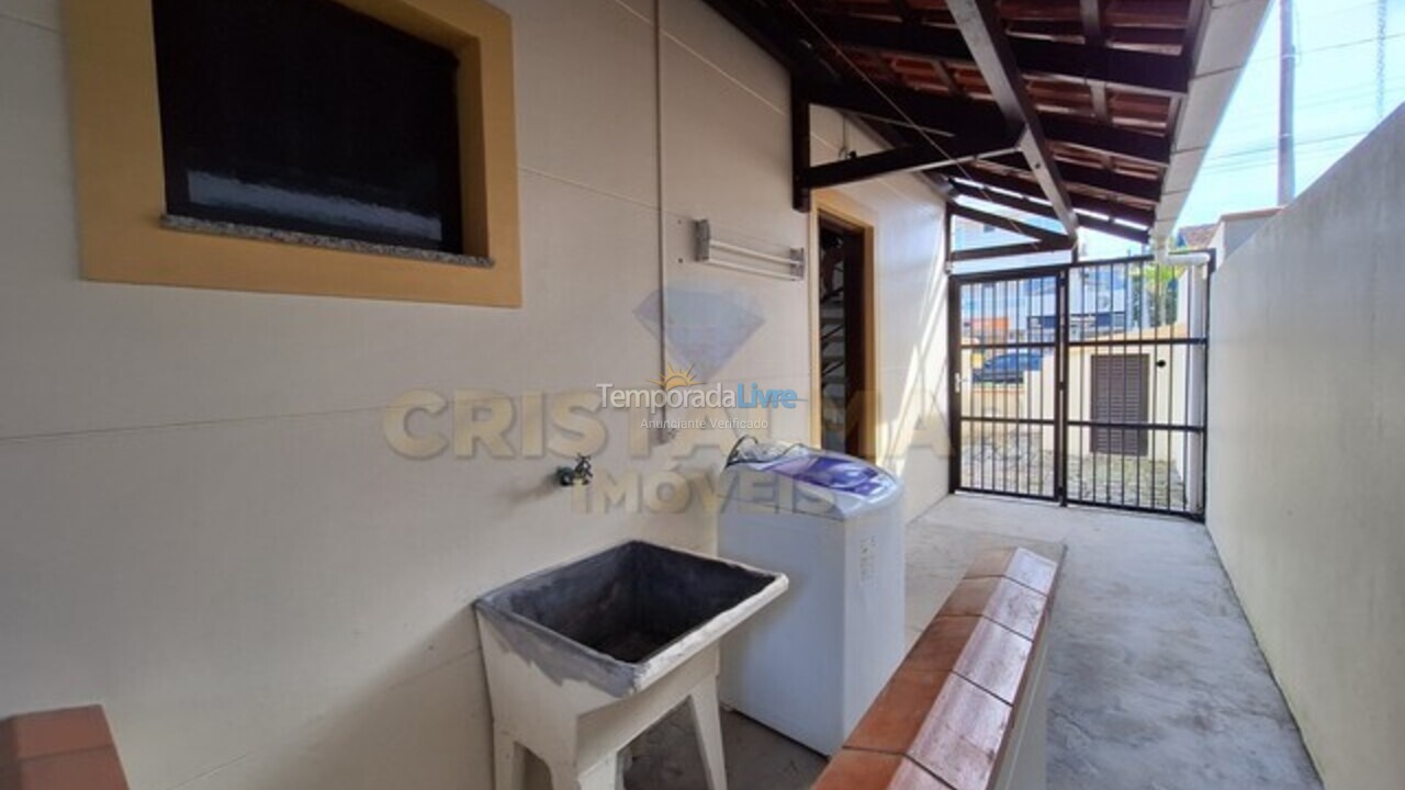 Casa para alquiler de vacaciones em Bombinhas (Praia de Bombas)