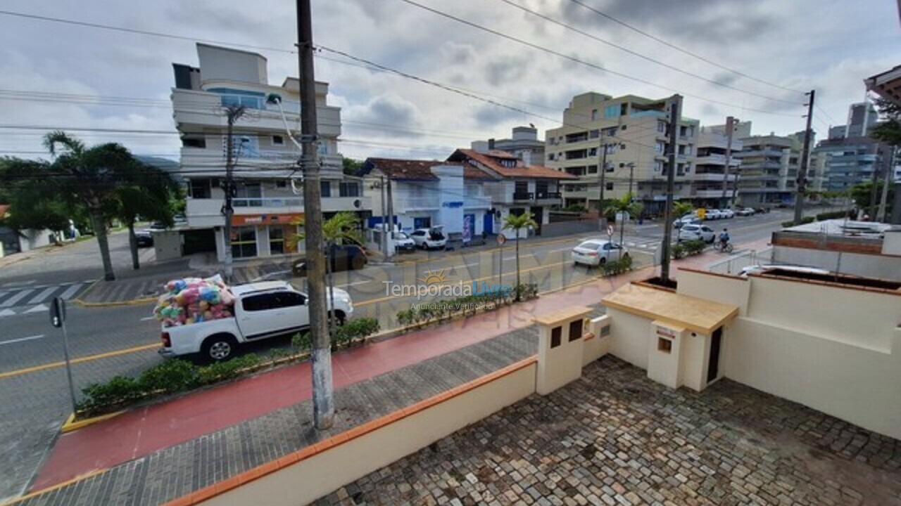 Casa para alquiler de vacaciones em Bombinhas (Praia de Bombas)