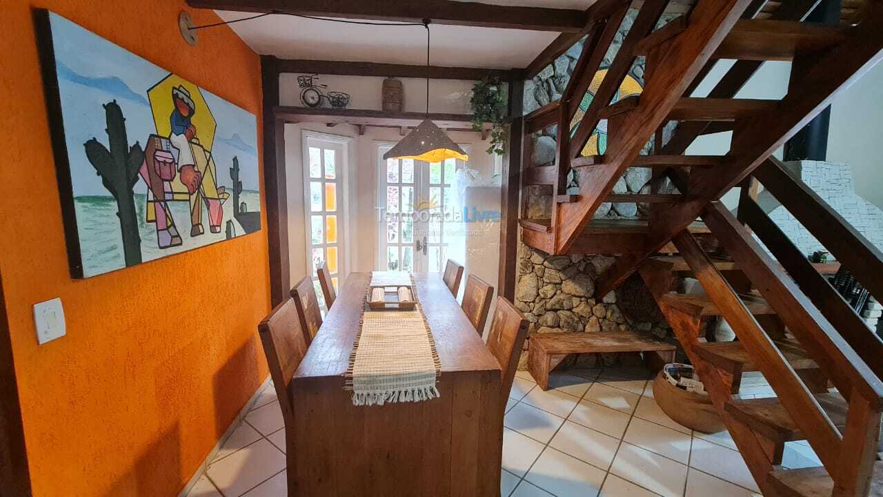 Casa para aluguel de temporada em São Sebastião (Maresias)