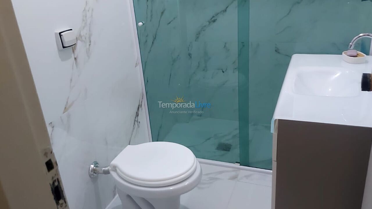 Apartamento para aluguel de temporada em Guarujá (Enseada)