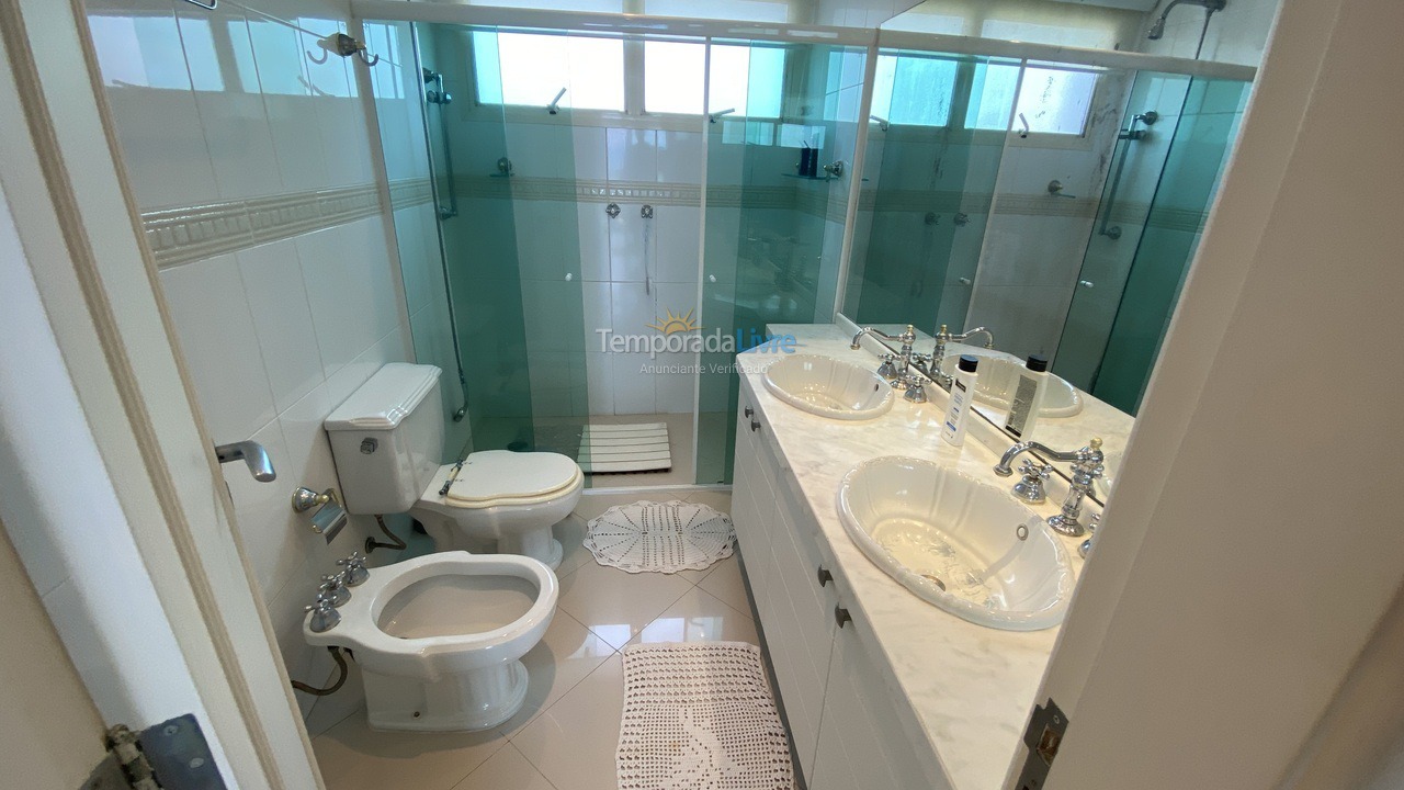 Apartamento para aluguel de temporada em Bertioga (Riviera de São Lourenço)