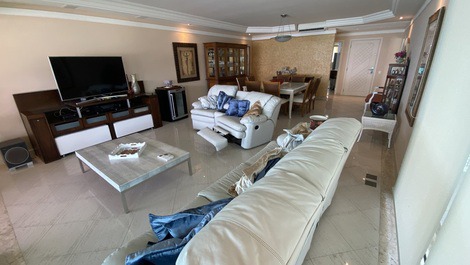 Apartamento frontal em riviera