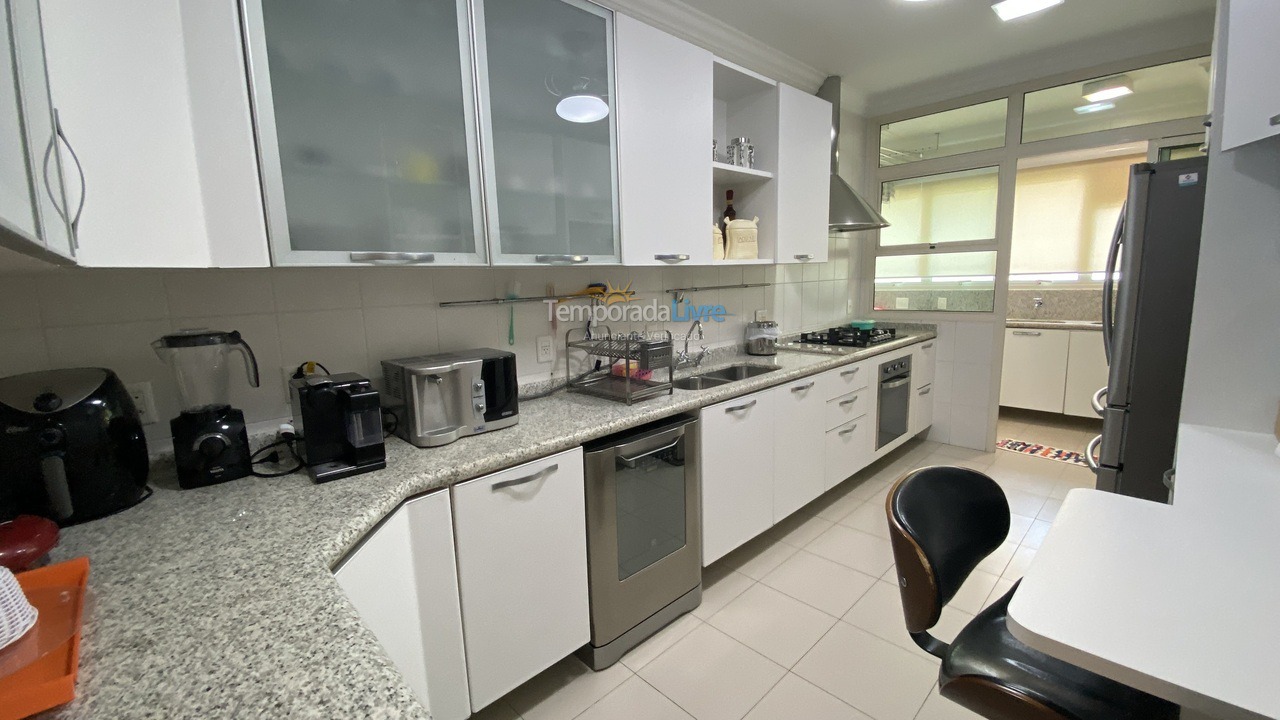 Apartamento para aluguel de temporada em Bertioga (Riviera de São Lourenço)