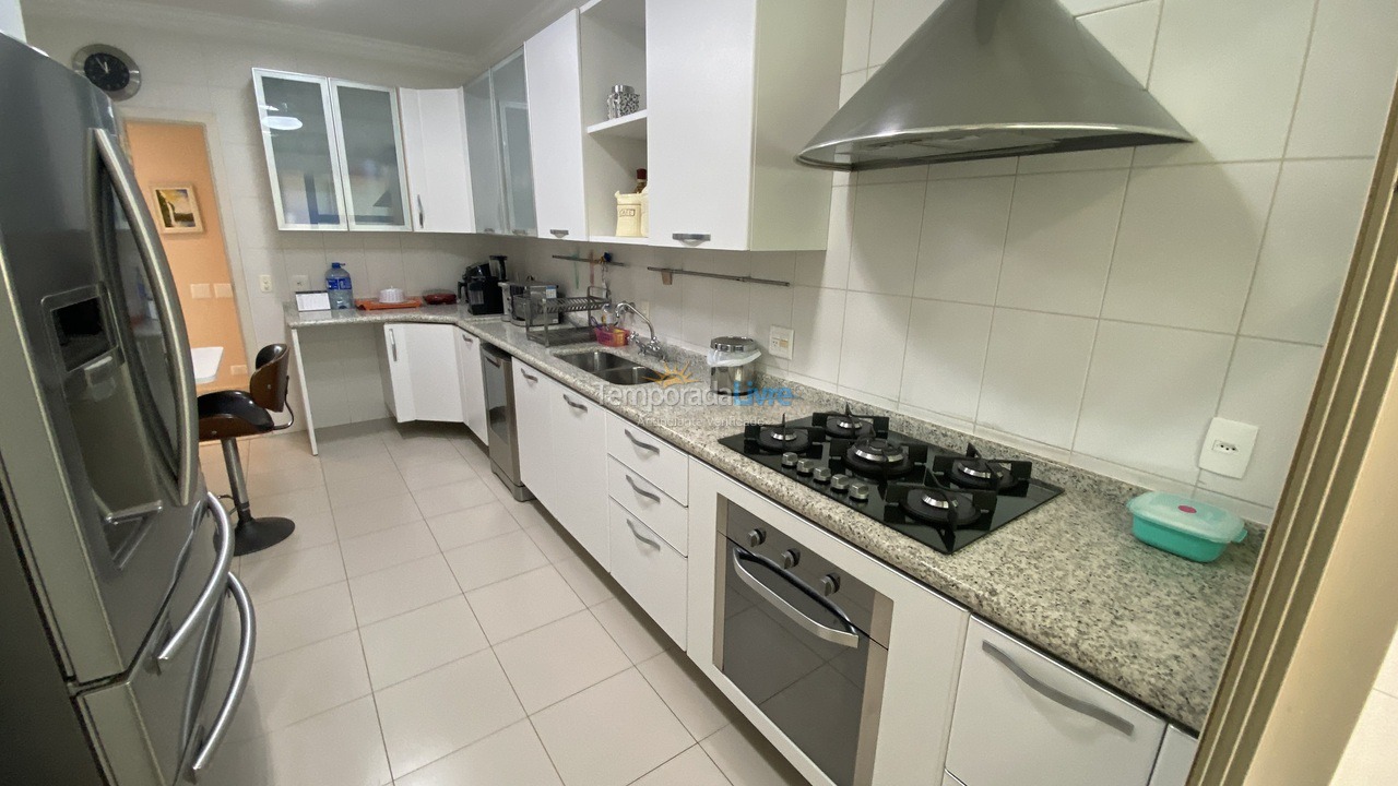 Apartamento para aluguel de temporada em Bertioga (Riviera de São Lourenço)