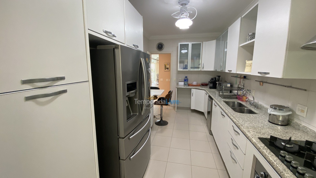 Apartamento para aluguel de temporada em Bertioga (Riviera de São Lourenço)