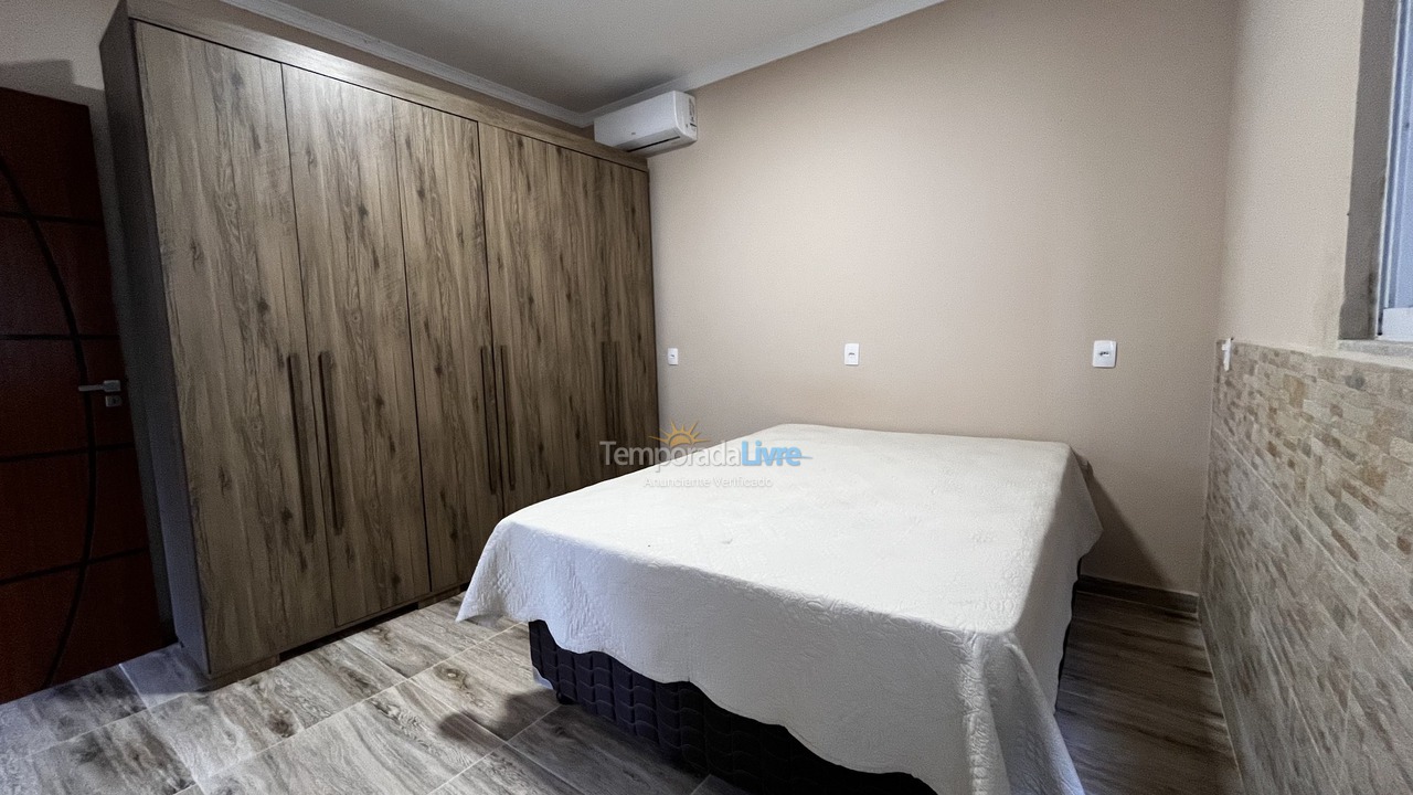Apartamento para alquiler de vacaciones em Florianópolis (Praia de Ponta das Canas)