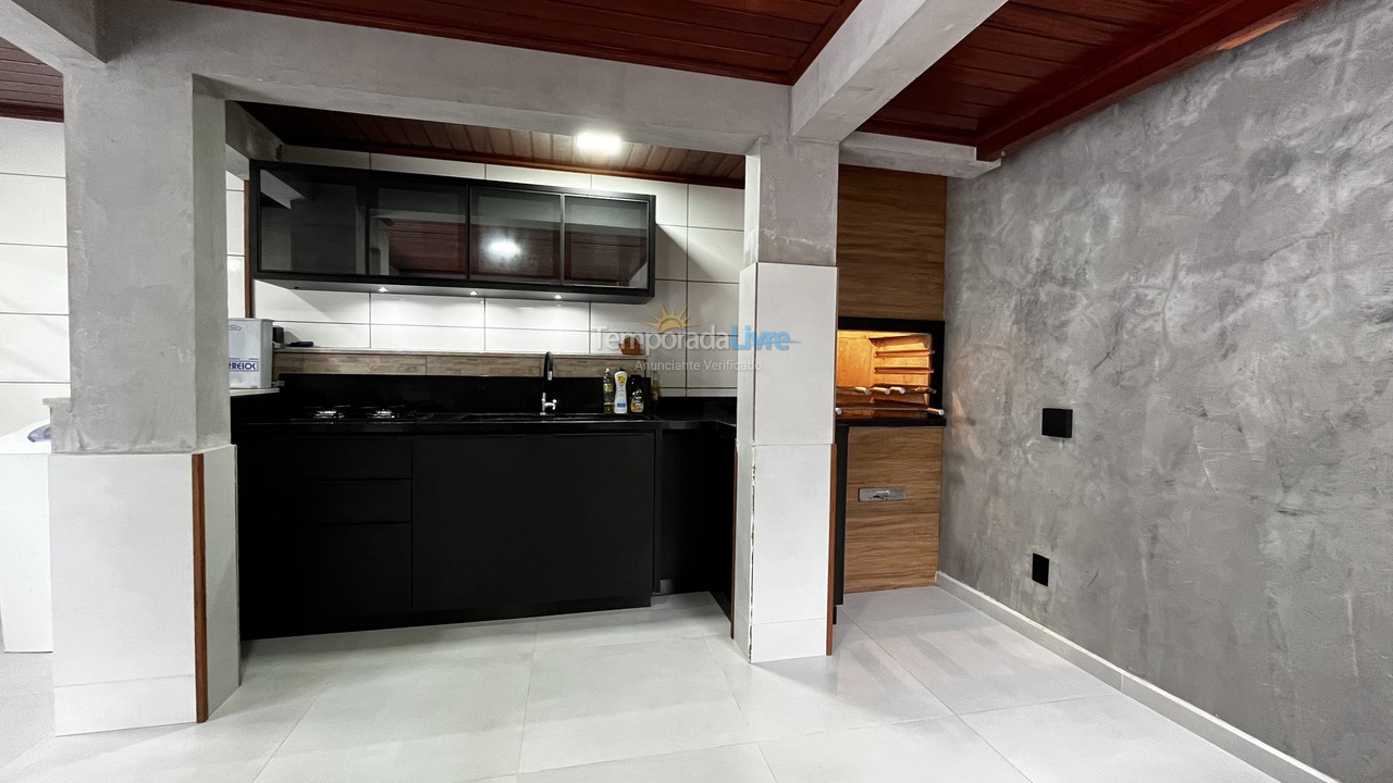 Apartamento para alquiler de vacaciones em Florianópolis (Praia de Ponta das Canas)