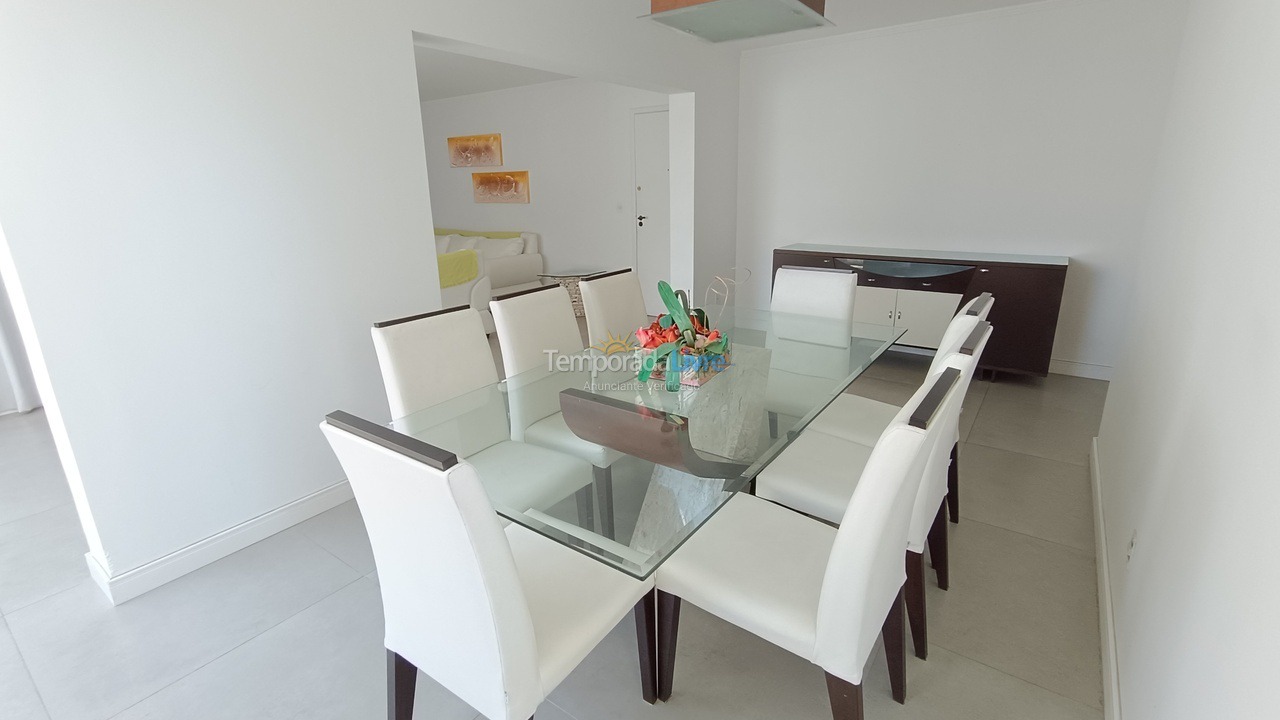 Apartamento para aluguel de temporada em Balneário Camboriú (Praia Central)