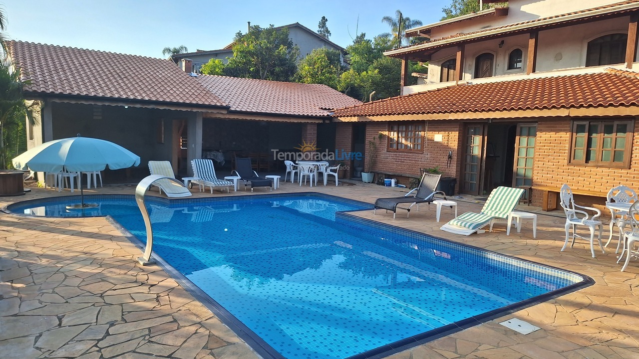 Granja para alquiler de vacaciones em Atibaia (Portão)