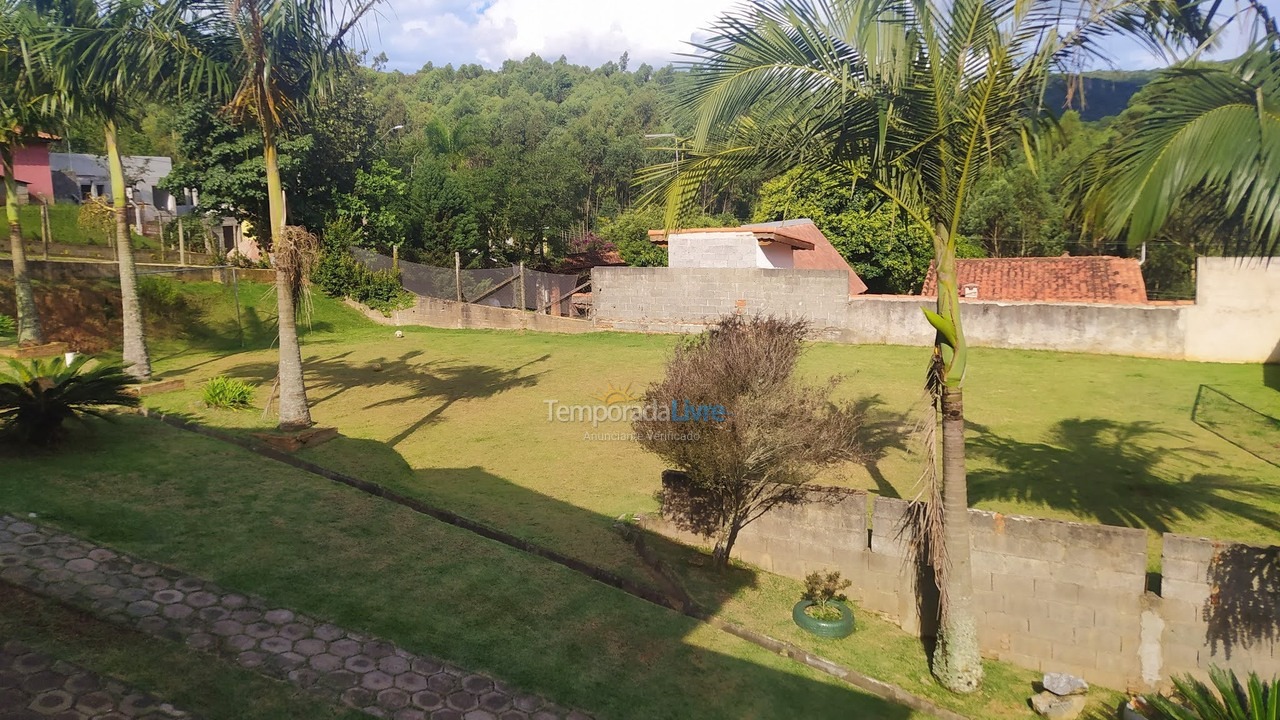 Granja para alquiler de vacaciones em Atibaia (Portão)