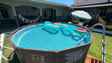 Casa na Praia de Ponta das Canas com piscina