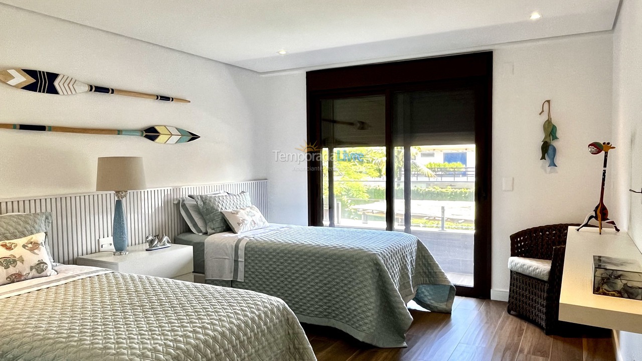 House for vacation rental in São Sebastião (Praia do Engenho)