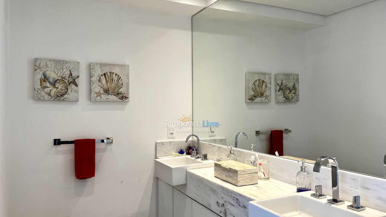 House for vacation rental in São Sebastião (Praia do Engenho)