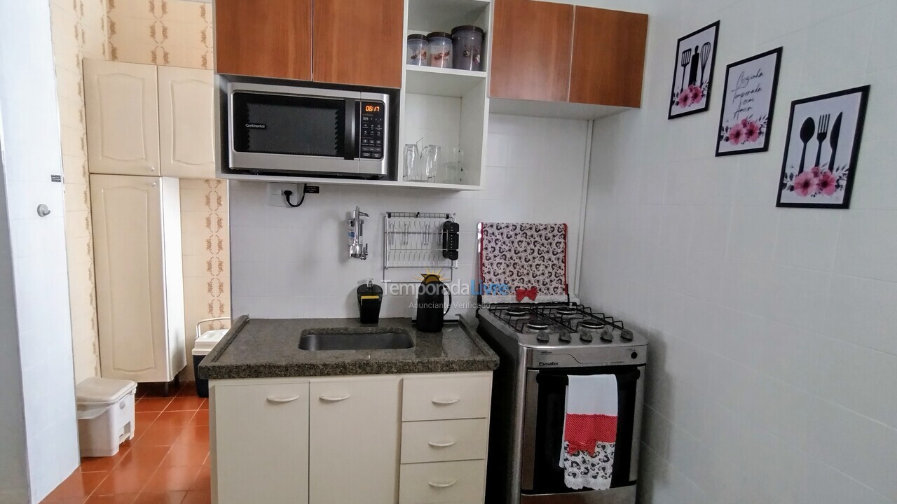 Apartamento para aluguel de temporada em Guarujá (Pitangueiras)