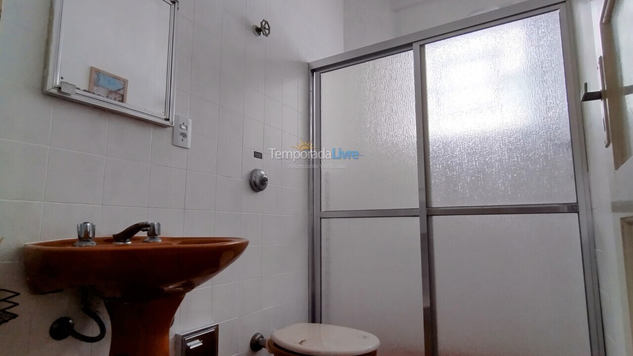 Apartamento para aluguel de temporada em Guarujá (Pitangueiras)