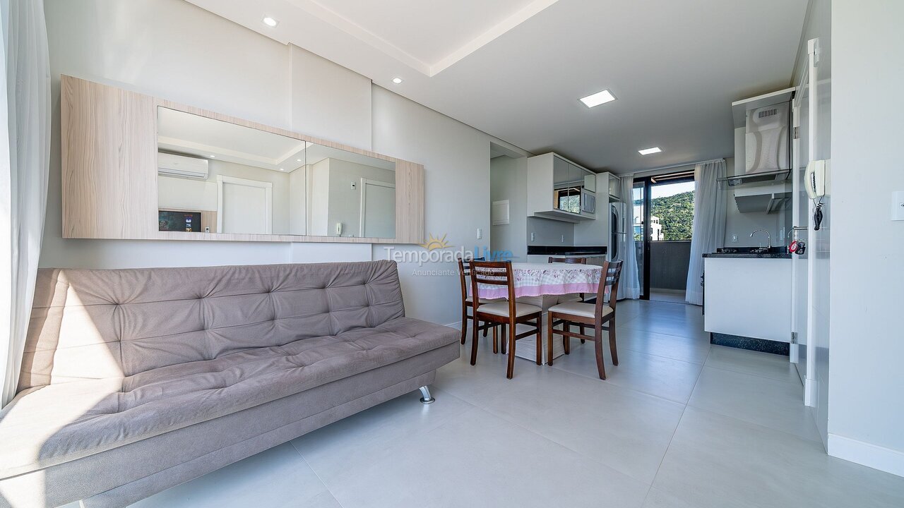 Apartment for vacation rental in Bombinhas (Mariscal)