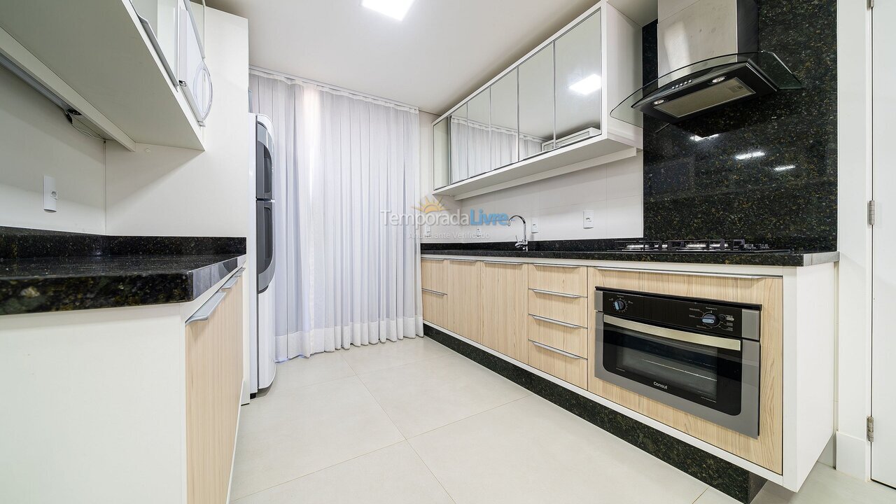 Apartment for vacation rental in Bombinhas (Mariscal)