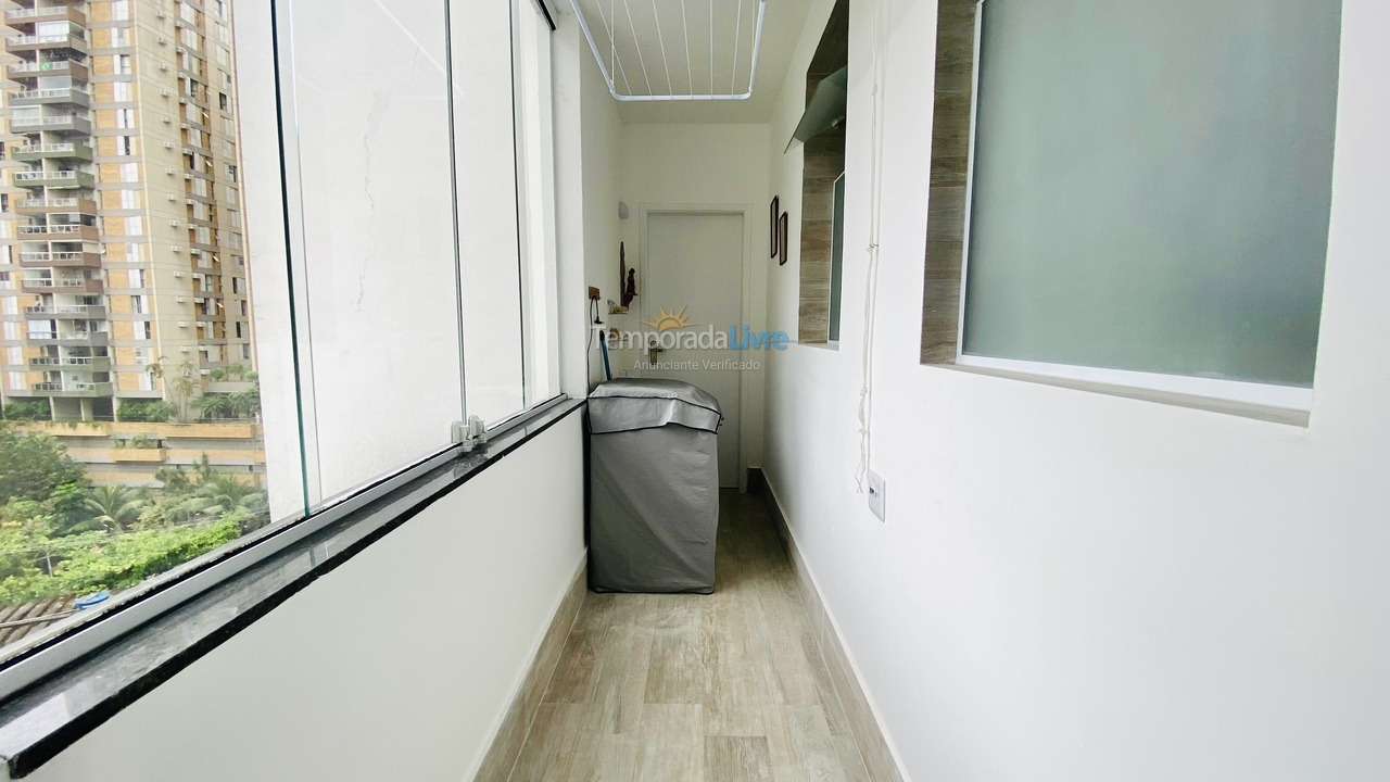 Apartamento para aluguel de temporada em Guarujá (Pitangueiras)