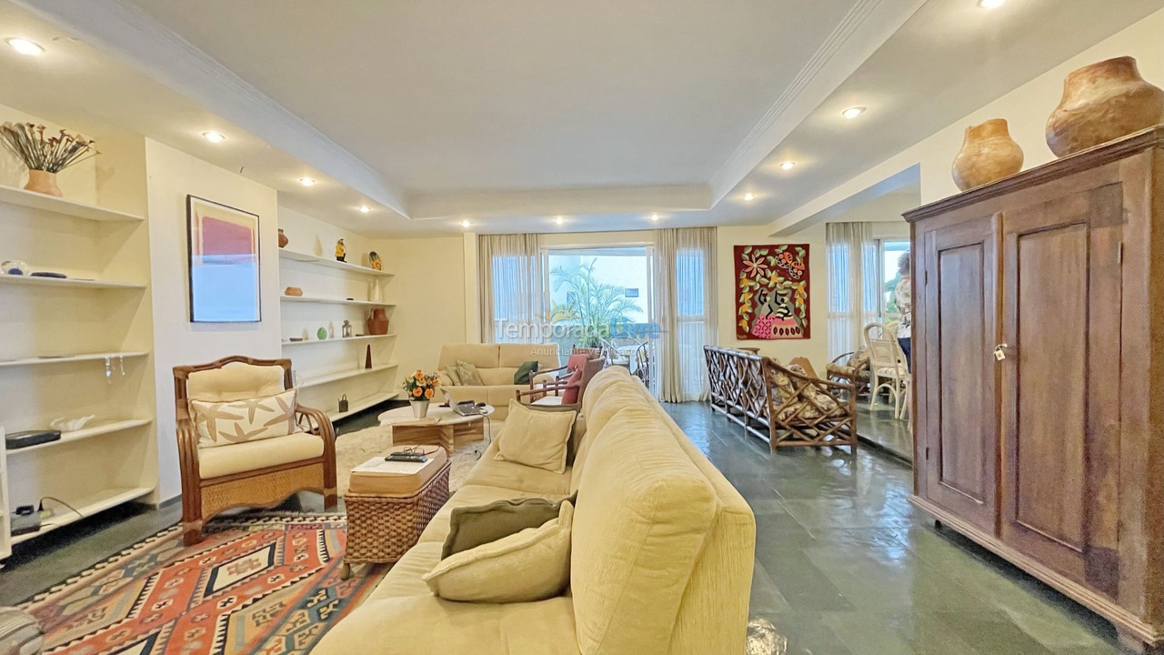 Apartment for vacation rental in Guarujá (Pitangueiras)