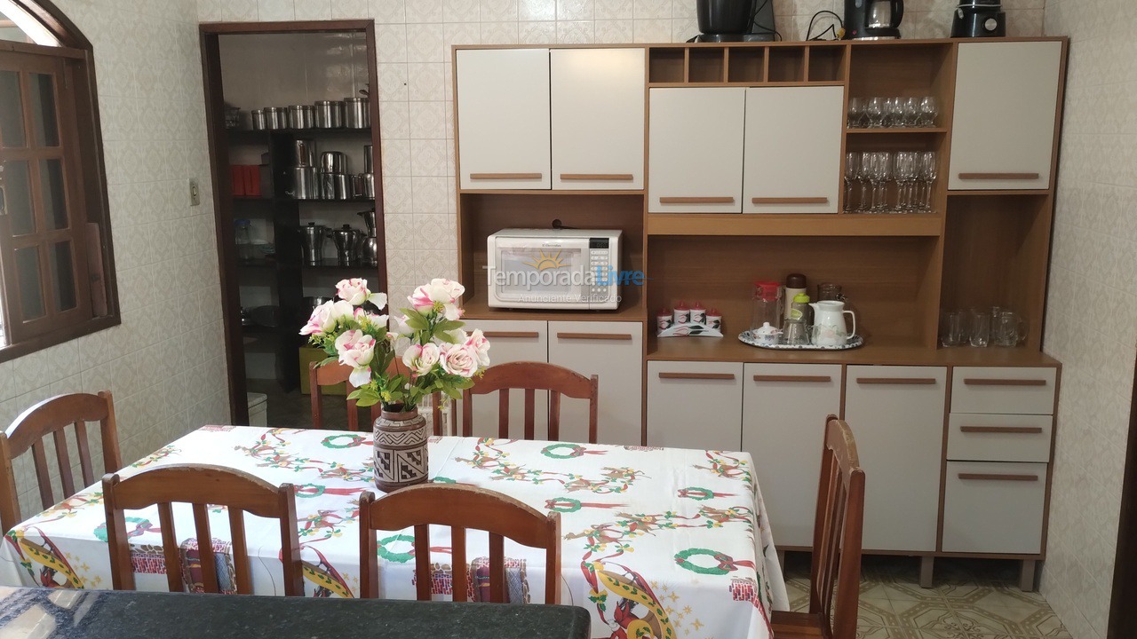 Casa para alquiler de vacaciones em Ilhéus (Cond Aguas de Olivenca)