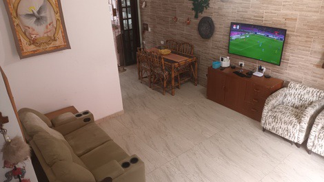 Quiet townhouse in condominium 2.5 blocks from the beach