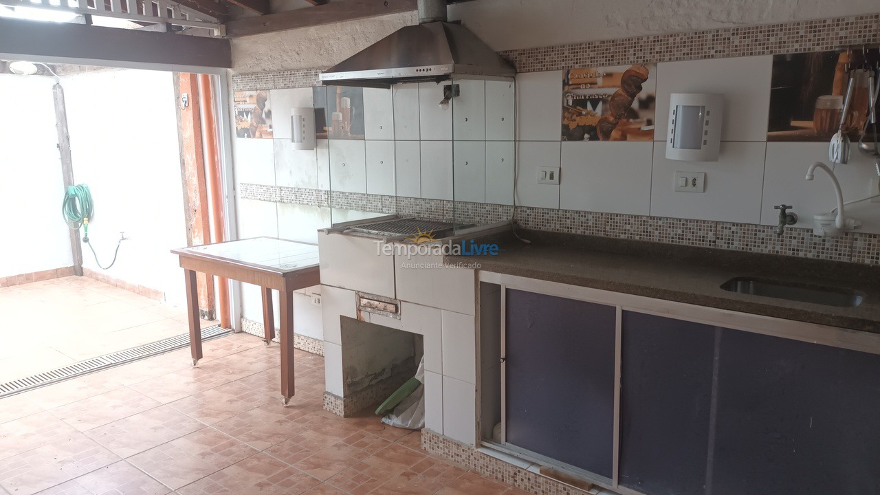House for vacation rental in Bertioga (Indaiá)