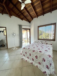 Linda casa com vista espetacular para o mar