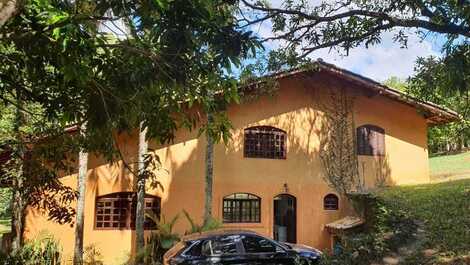 "Chácara Mairiporã–Pacote Natal e Ano Novo,12 pessoas, Lazer Total"