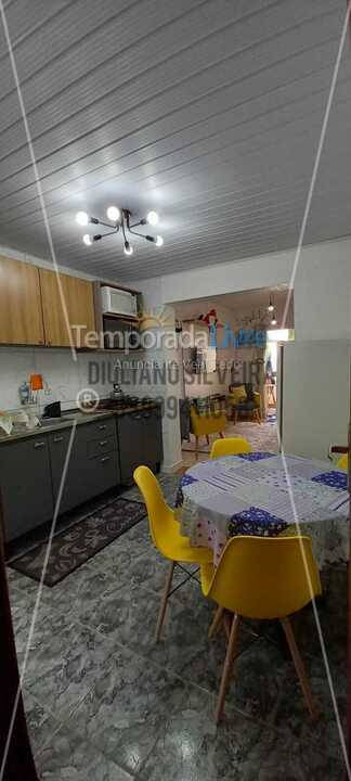 Casa para aluguel de temporada em São Lourenço do Sul (Balneário)