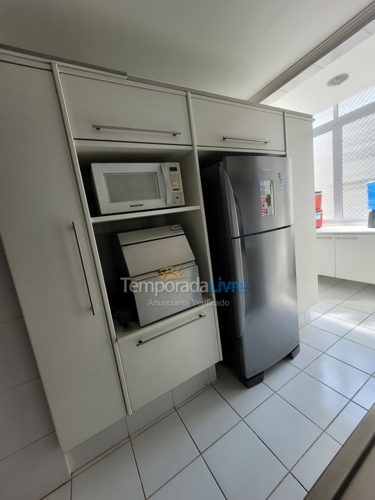 Apartment for vacation rental in Guarujá (Pitangueiras)