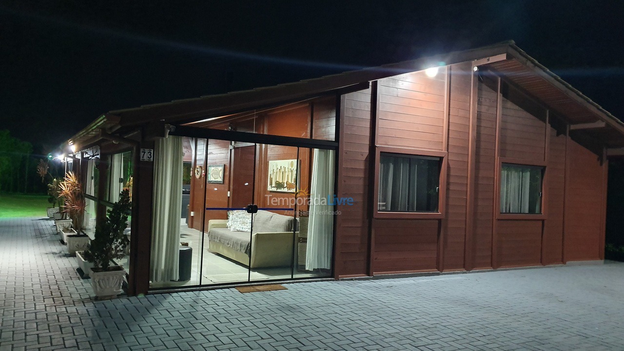 Casa para aluguel de temporada em Palhoça (Praia do Sonho)