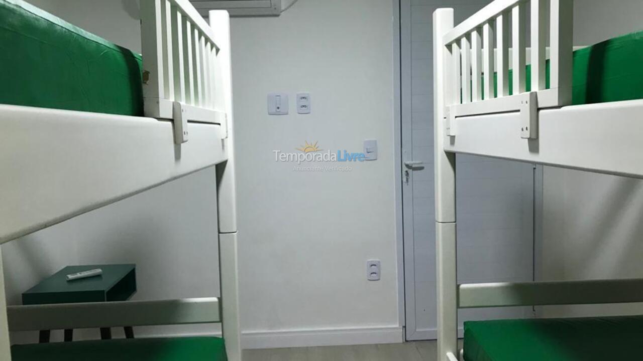 Apartamento para alquiler de vacaciones em Guarujá (Enseada)