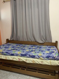 Apartment 5min walk from Maranduba Beach