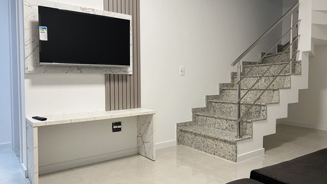 ¡ÁTICO 3 SUITES A 200M DE LA PLAYA!