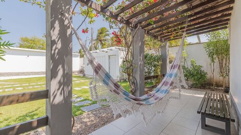 Casa com Piscina em Porto das Dunas by Carpediem