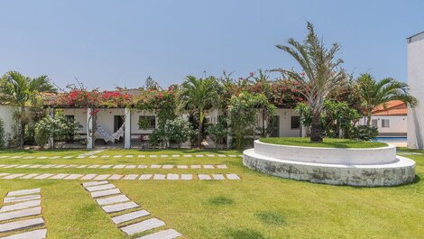 Casa com Piscina em Porto das Dunas by Carpediem
