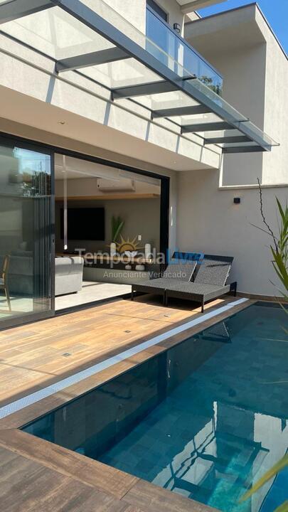 Casa para aluguel de temporada em São Sebastião (Juquehy)