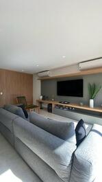 Casa a 30 metros da praia de juquehy com piscina privativa