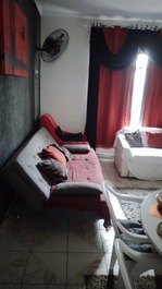 Apto frente ao mar Vila Tupi litoral sul com garagem e internet