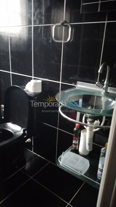 Apartamento para aluguel de temporada em Praia Grande (Vila Tupi)