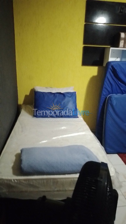 Apartamento para aluguel de temporada em Praia Grande (Vila Tupi)