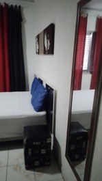 Apto frente ao mar Vila Tupi litoral sul com garagem e internet