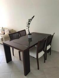 Lindo apartamento 3 dormitorios 1 suite a 150m da praia