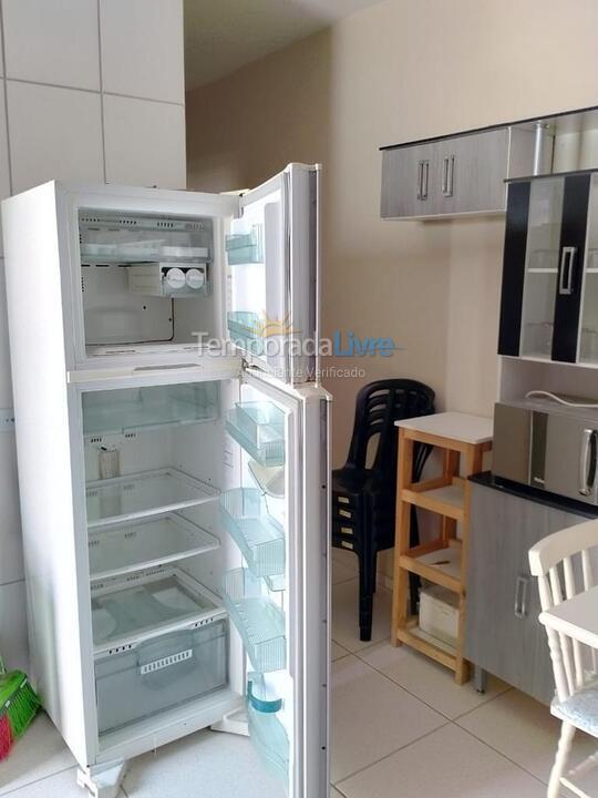 Casa para aluguel de temporada em Guaratuba (Balneário Eliane)