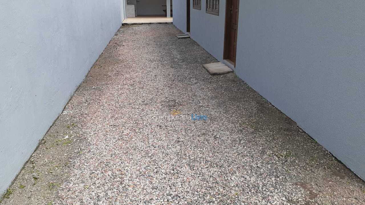 Casa para aluguel de temporada em Guaratuba (Balneário Eliane)